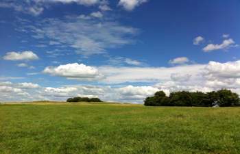 Cumulus over the Hill of Tara © Philip Wall